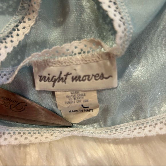 Vintage Night moves satiny sleep top lace blue size large 60s - Picture 4 of 7